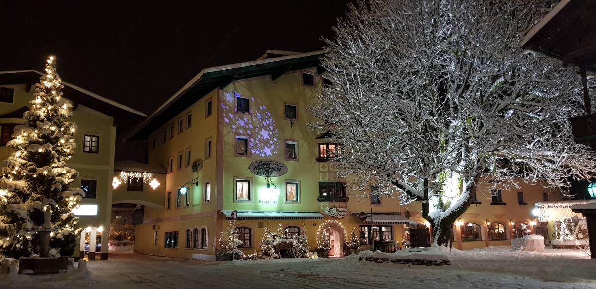 Hoteleingang Hotel Der Kirchenwirt in Reith im Alpbachtal